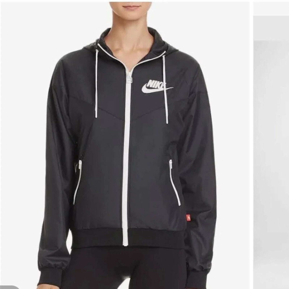 Nike Windrunner Jacket Womens XS Black White Full Zip Hooded Windbreaker Logo